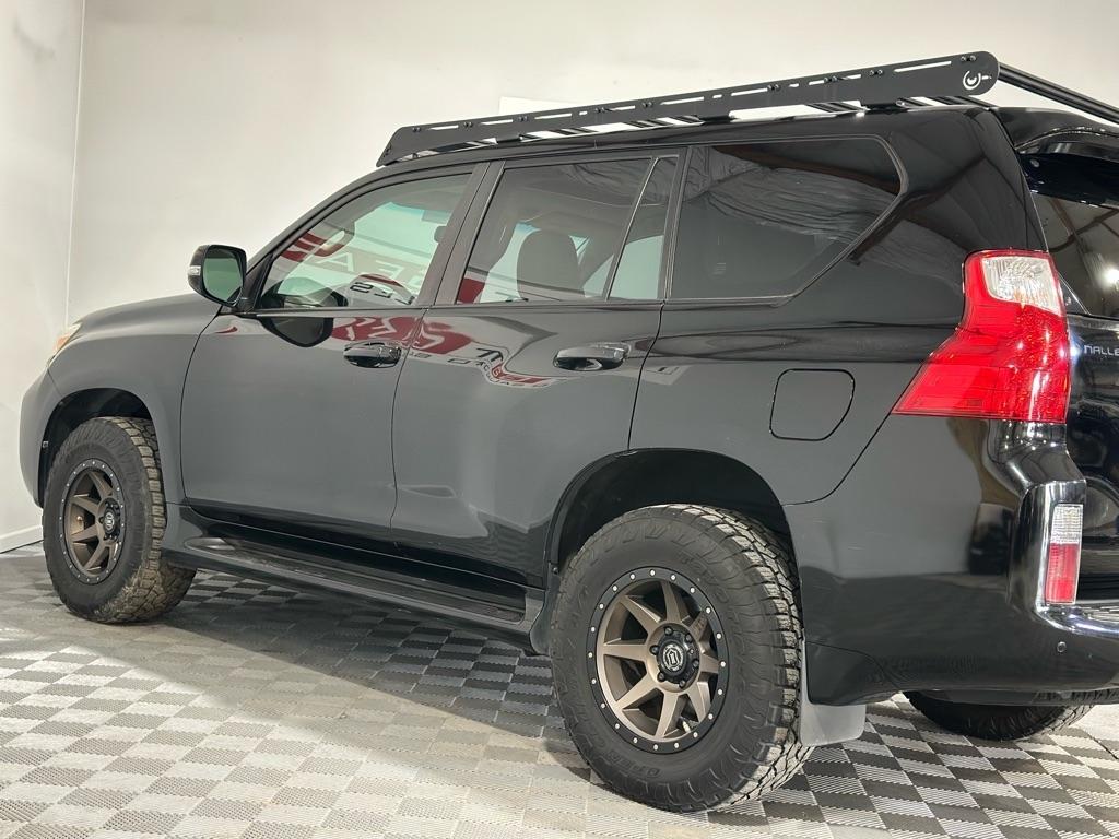 Lexus GX 460 Sport Utility 2010