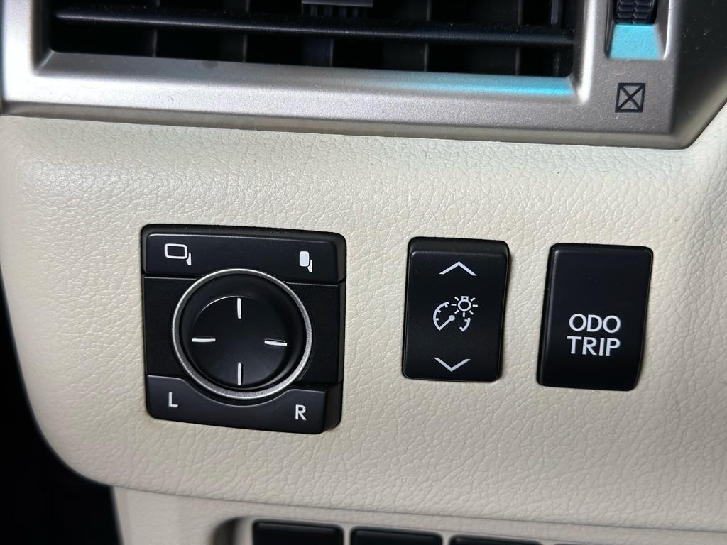 Lexus GX 460 Sport Utility 2010