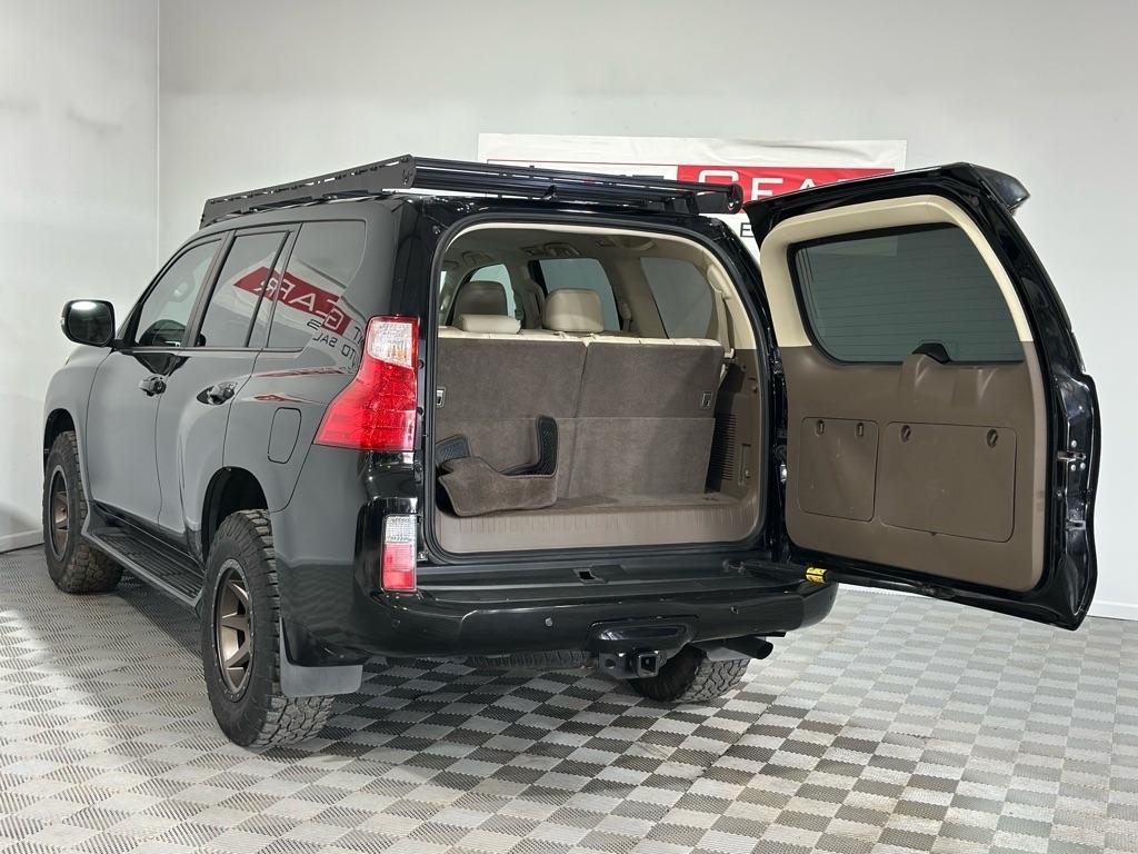 Lexus GX 460 Sport Utility 2010