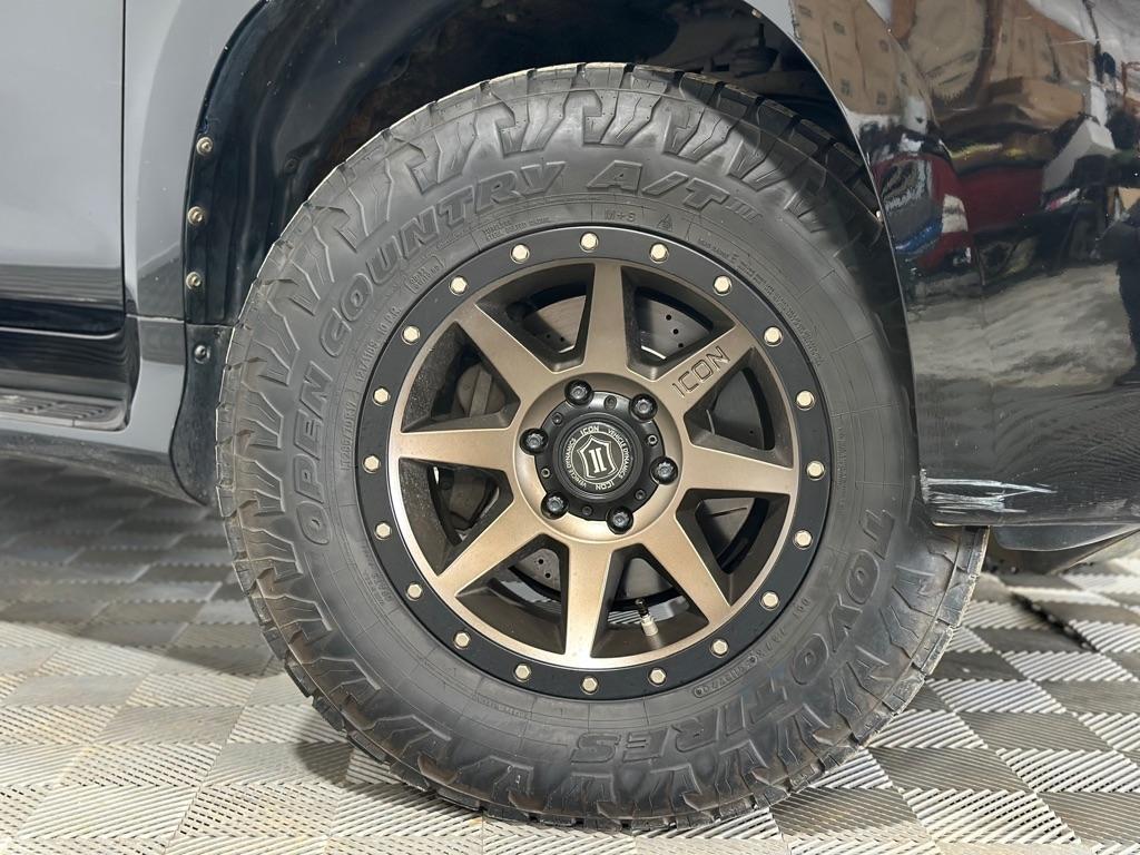 Lexus GX 460 Sport Utility 2010