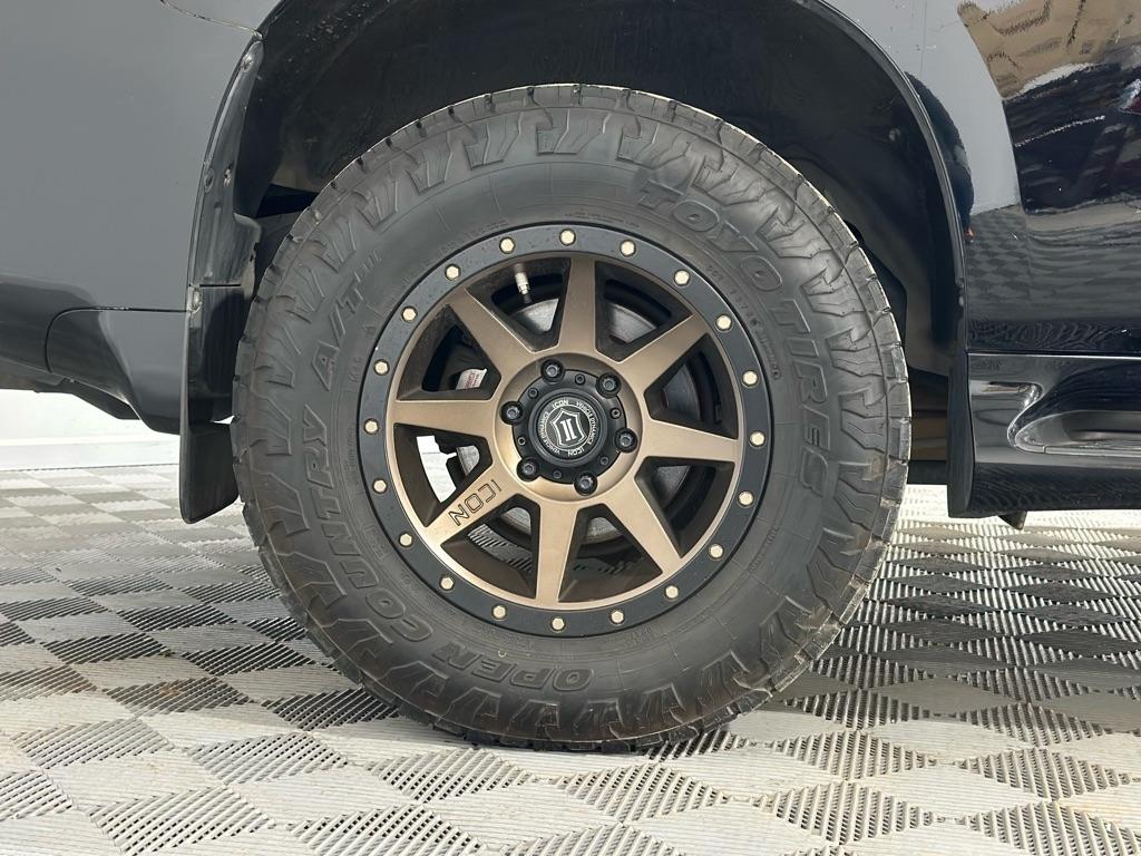 Lexus GX 460 Sport Utility 2010