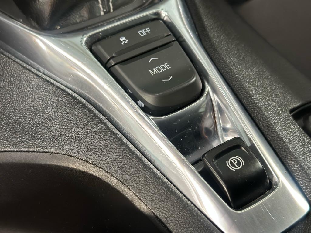 Chevrolet Camaro 1LT Convertible 8A 2019