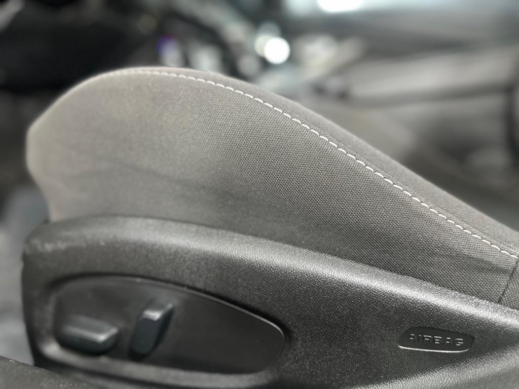 Chevrolet Camaro 1LT Convertible 8A 2019