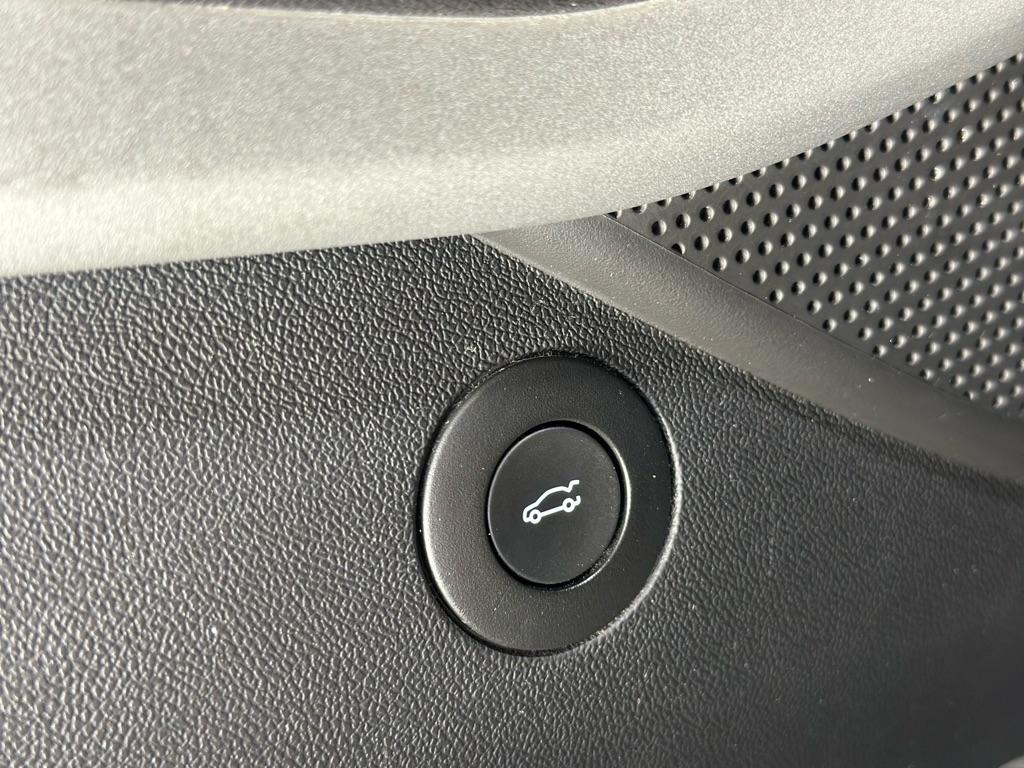 Chevrolet Camaro 1LT Convertible 8A 2019