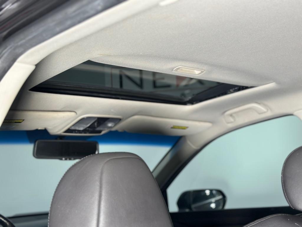 Acura RDX 5-Spd AT 2011