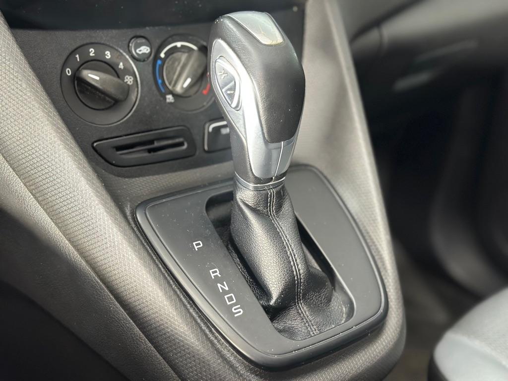 Ford Transit Connect Cargo Van XL SWB w/Rear Liftgate 2016