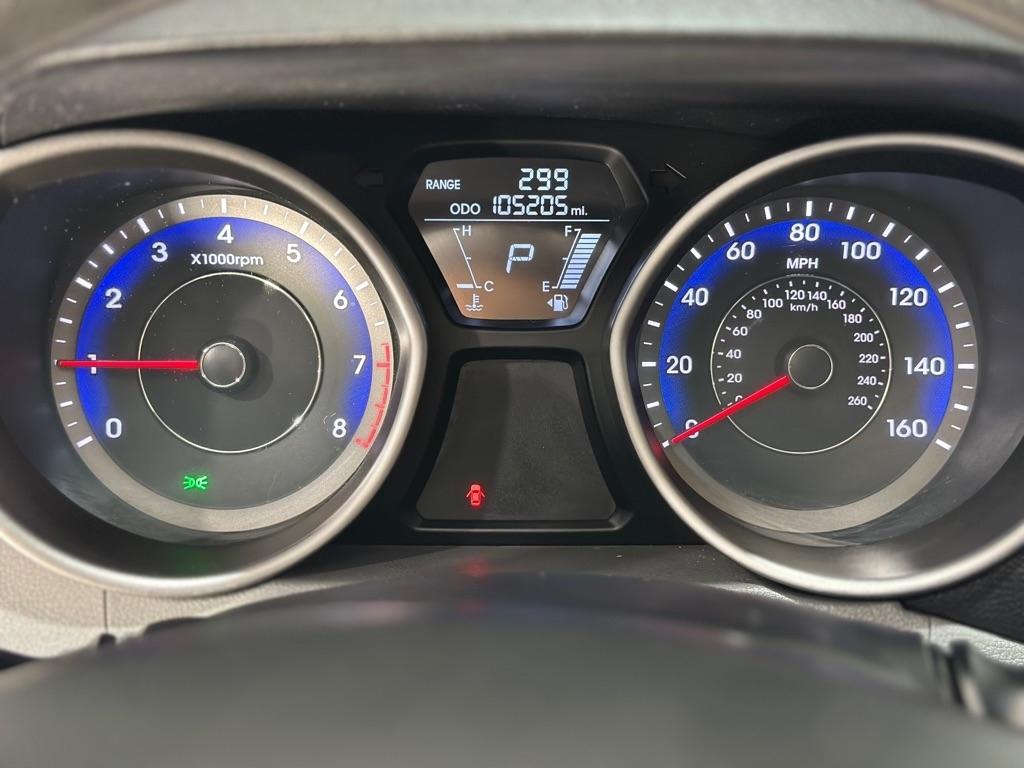 Hyundai Elantra GLS M/T 2013