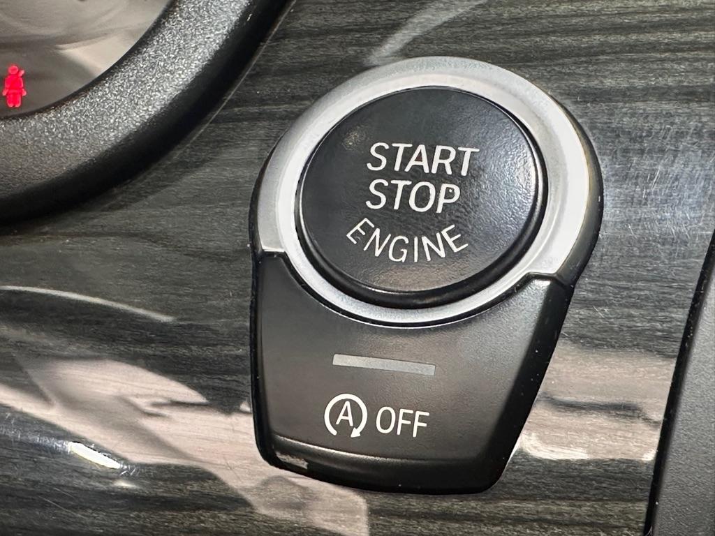 BMW 5-Series 550i xDrive 2014