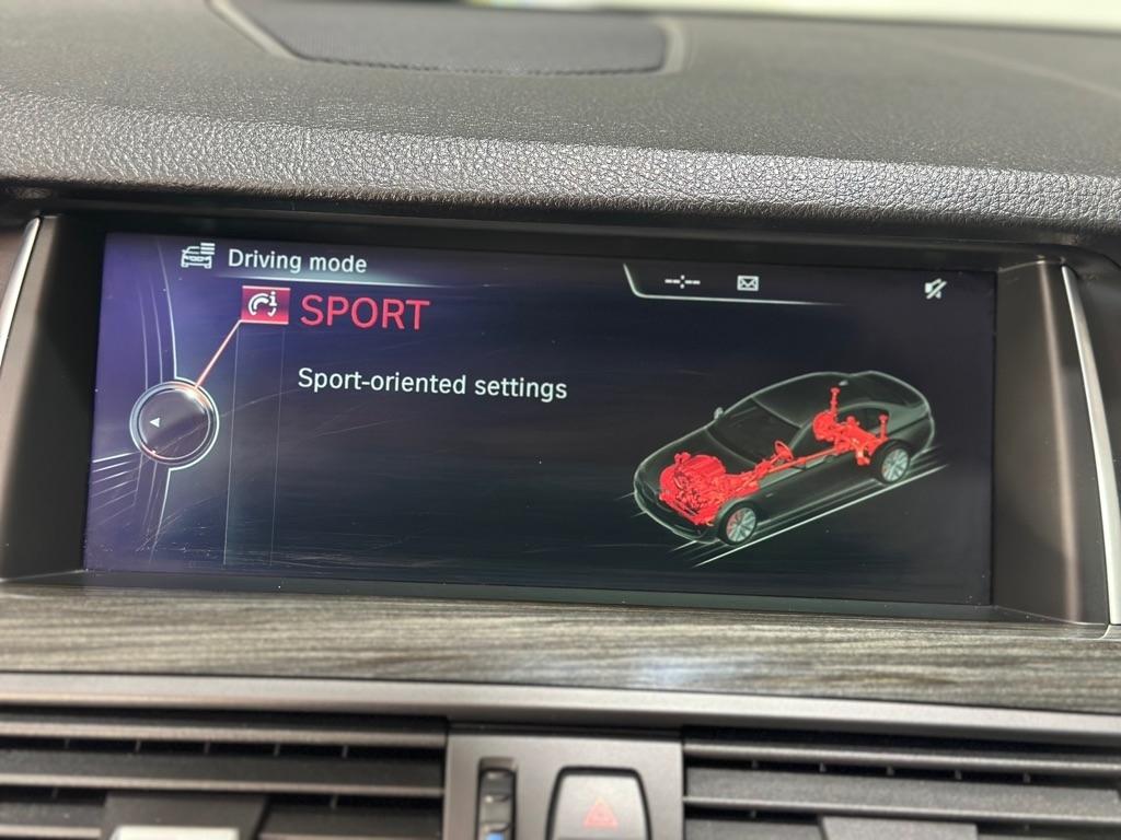 BMW 5-Series 550i xDrive 2014