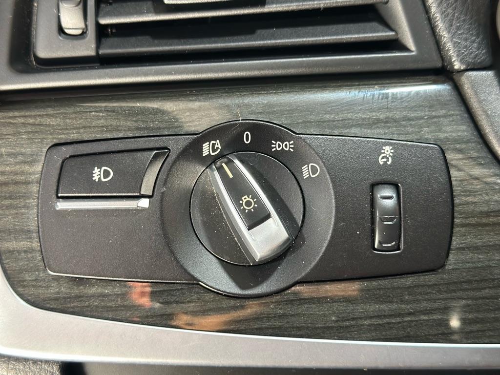 BMW 5-Series 550i xDrive 2014