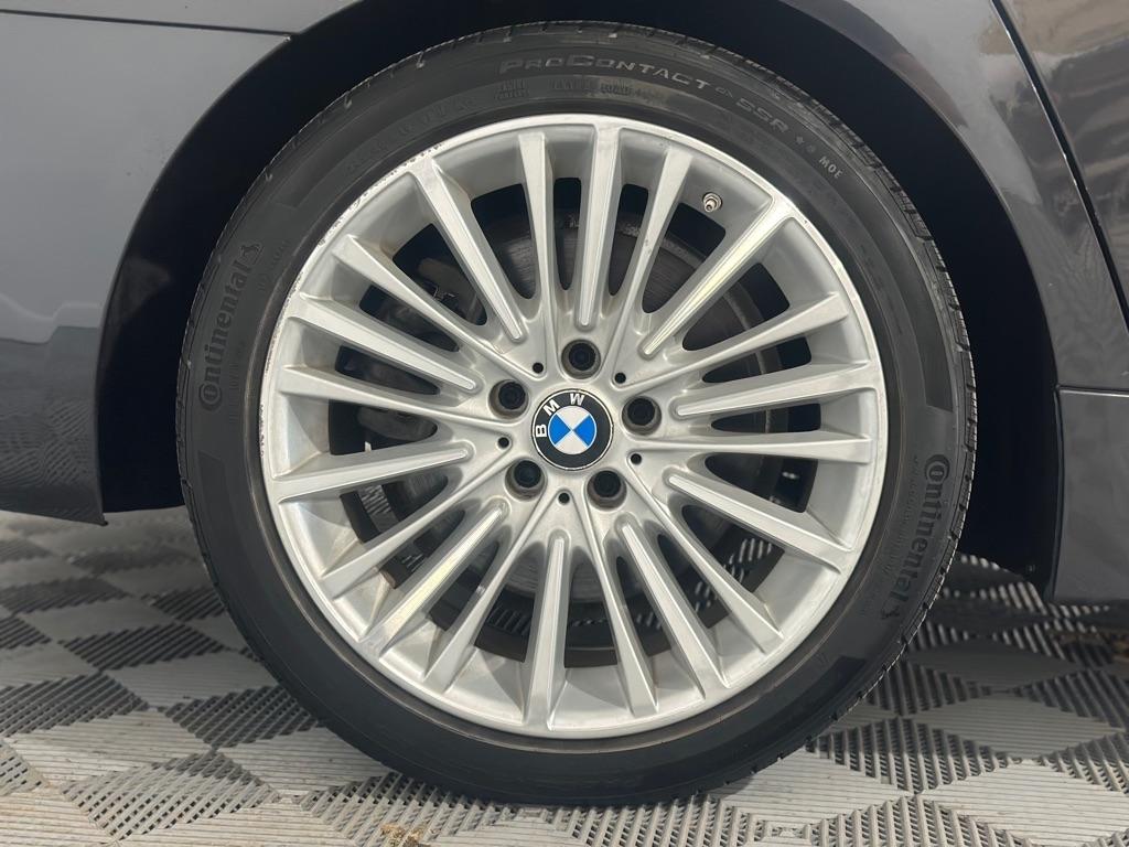 BMW 5-Series 550i xDrive 2014