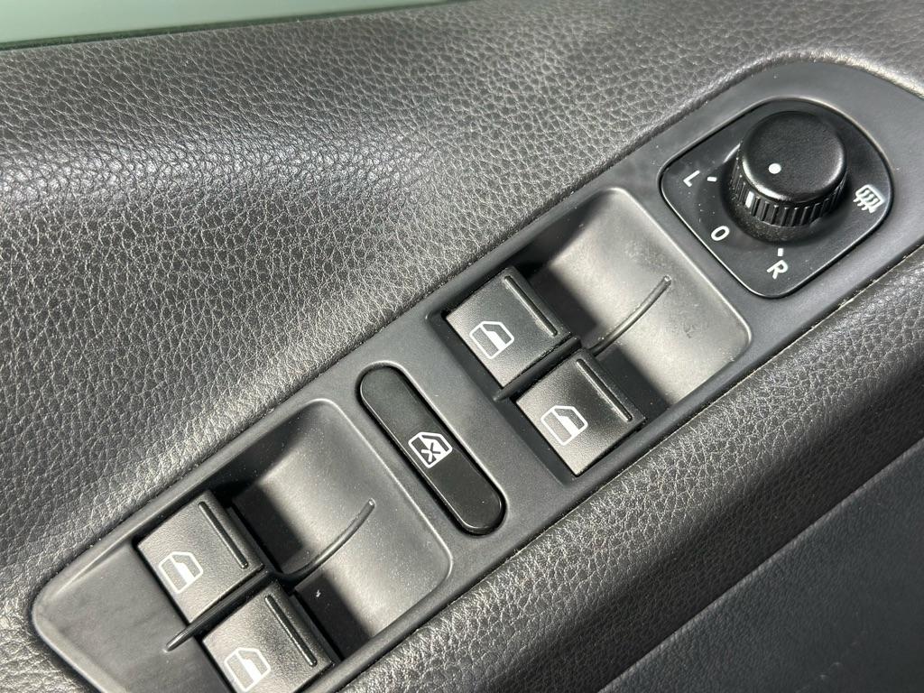 Volkswagen Tiguan 2.0T S 4Motion 2013