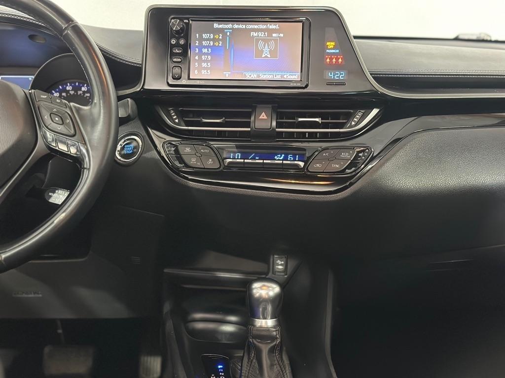 Toyota C-HR XLE 2018