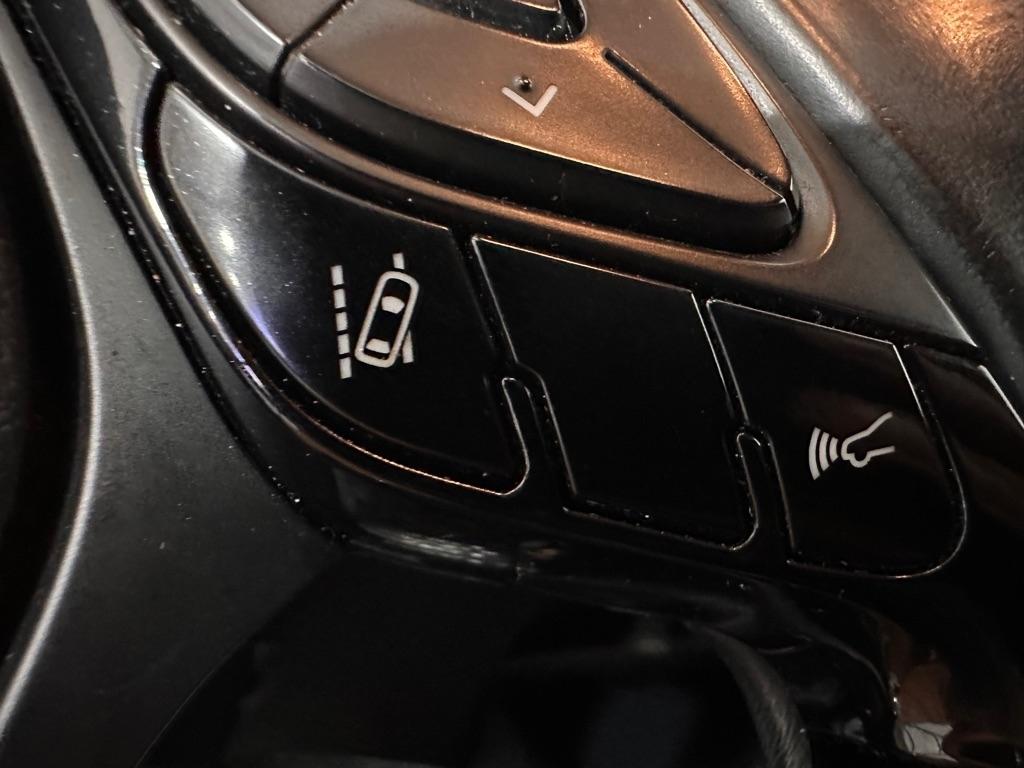 Toyota C-HR XLE 2018