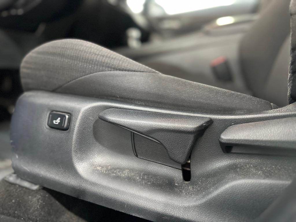 Toyota C-HR XLE 2018