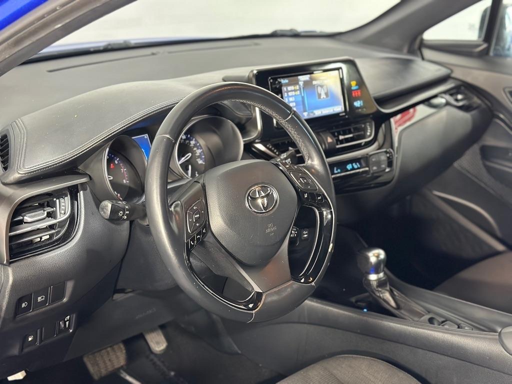 Toyota C-HR XLE 2018