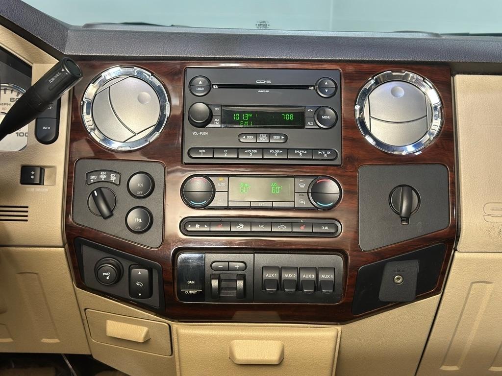 Ford F-250 SD XL Crew Cab 4WD 2008