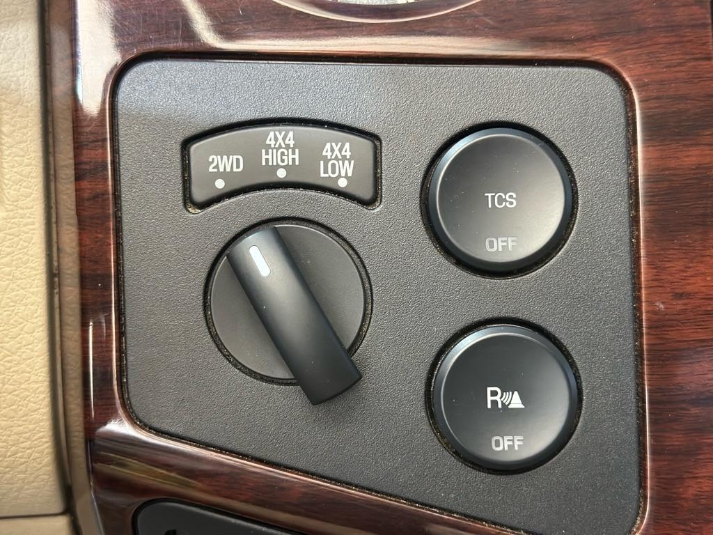 Ford F-250 SD XL Crew Cab 4WD 2008