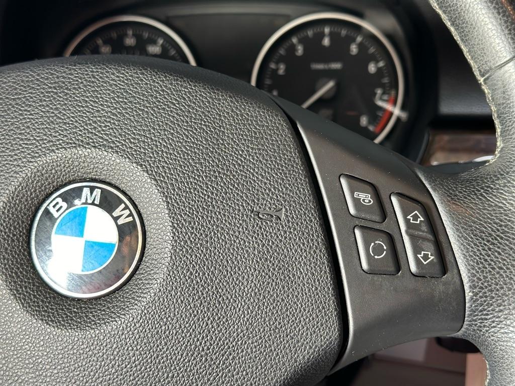 BMW 3-Series 335i 2011