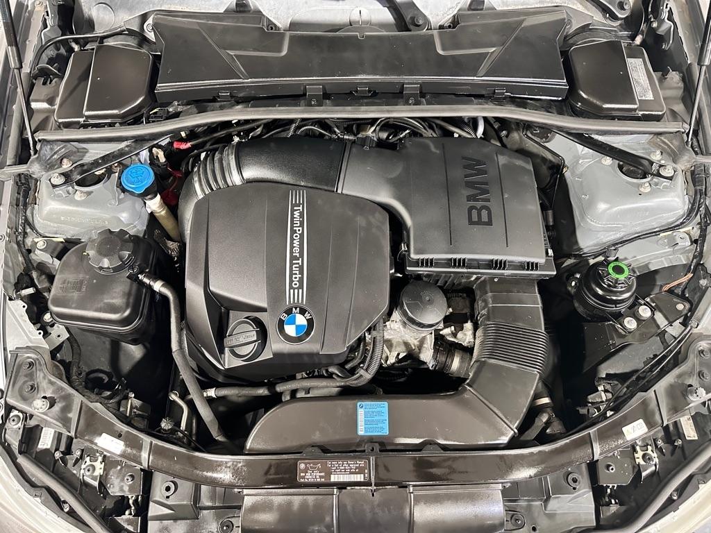 BMW 3-Series 335i 2011