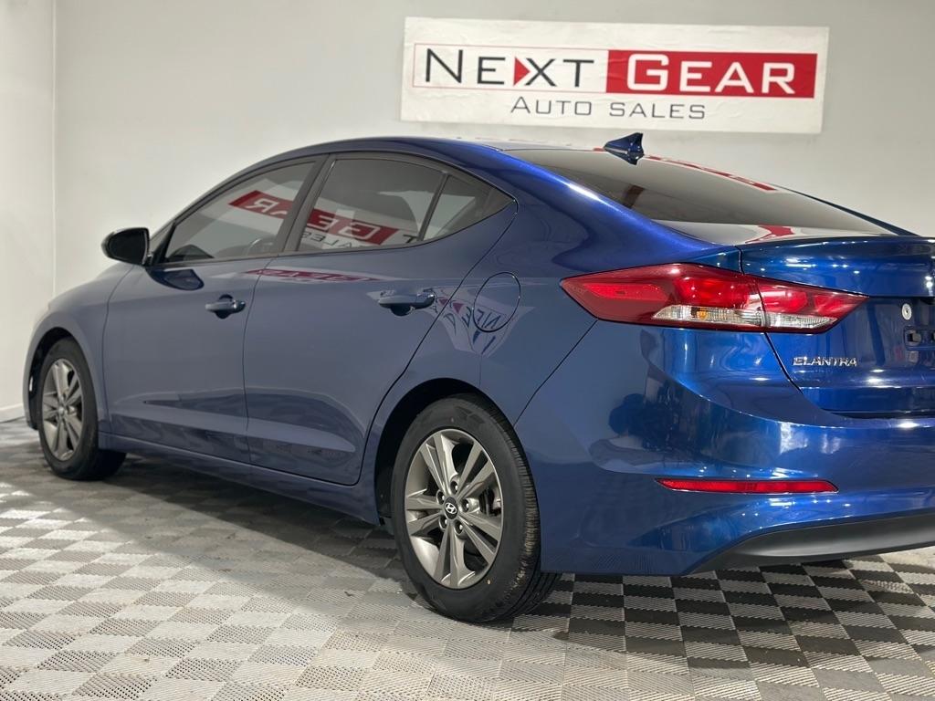 Hyundai Elantra Value Edition 6A 2018