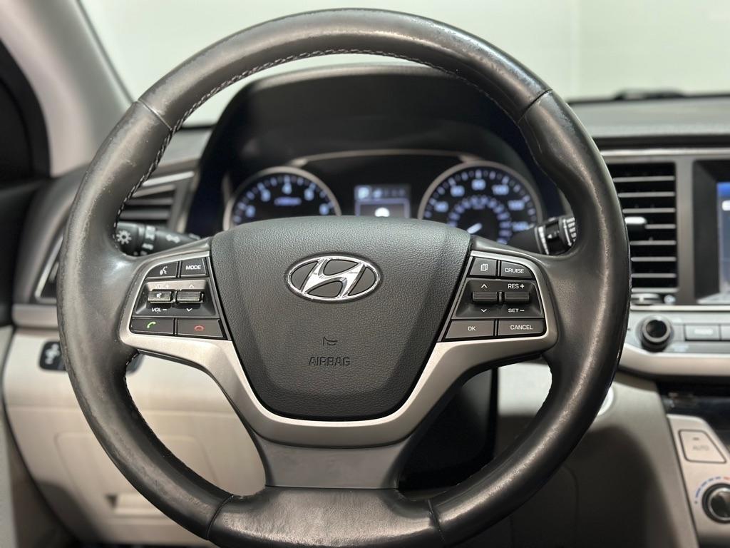 Hyundai Elantra Value Edition 6A 2018