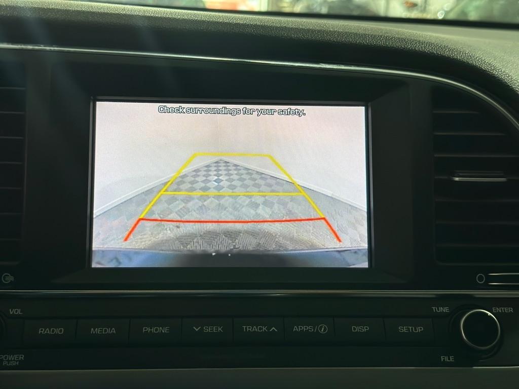 Hyundai Elantra Value Edition 6A 2018