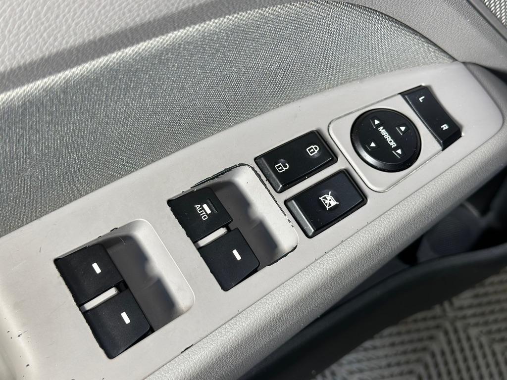 Hyundai Elantra Value Edition 6A 2018