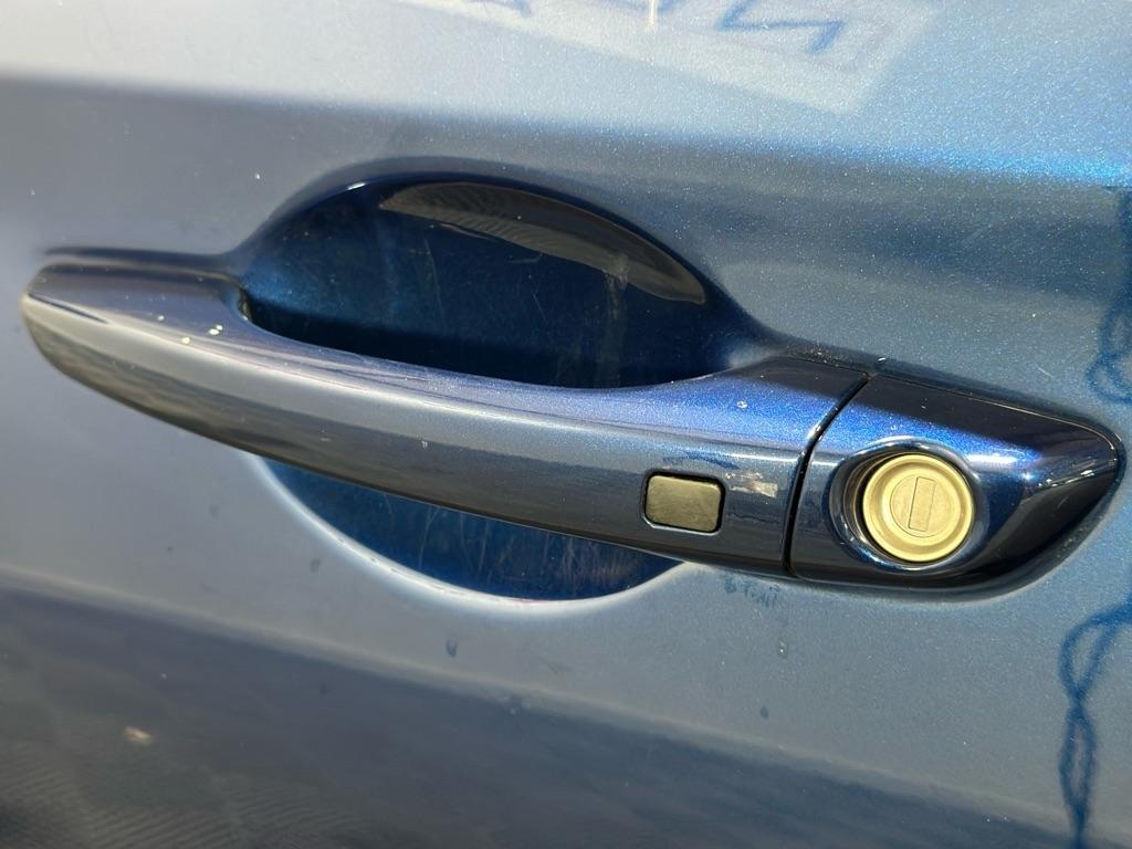 Hyundai Elantra Value Edition 6A 2018