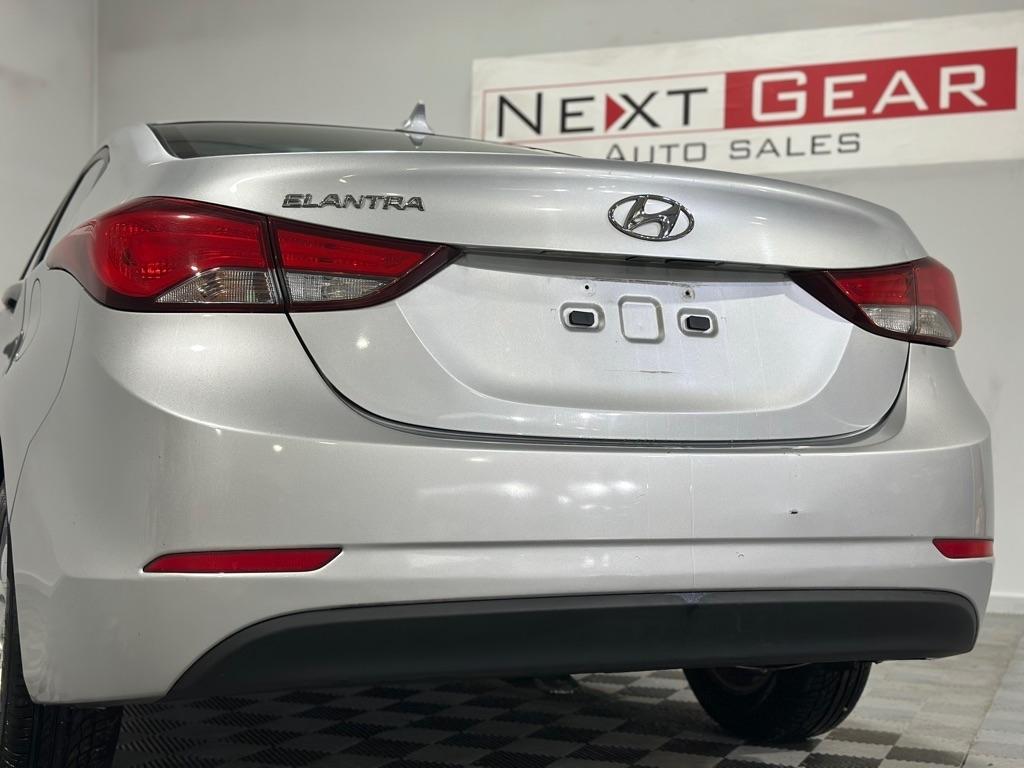 Hyundai Elantra GLS M/T 2014