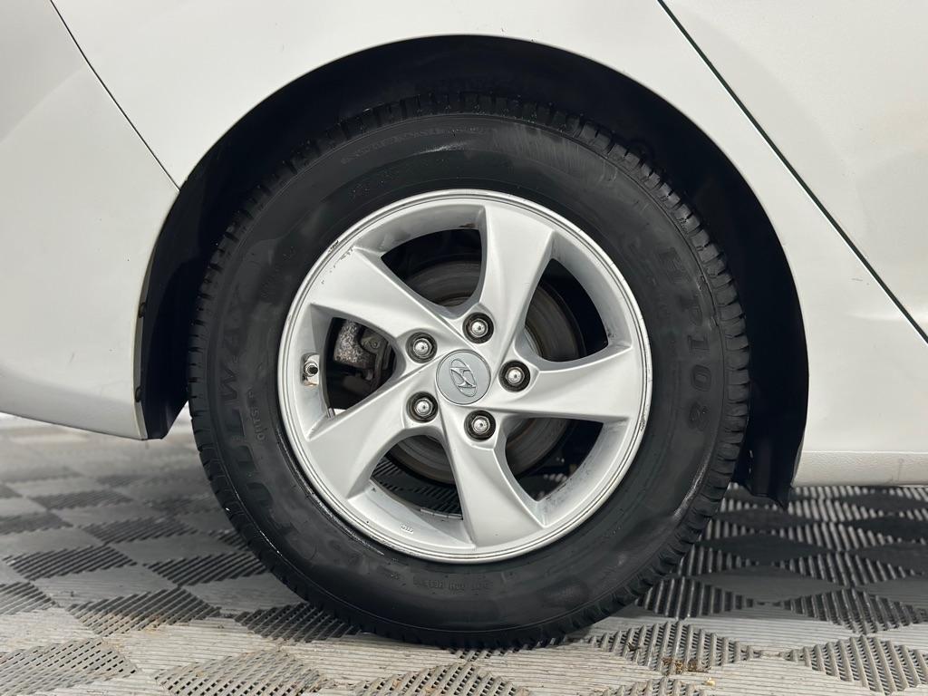 Hyundai Elantra GLS M/T 2014