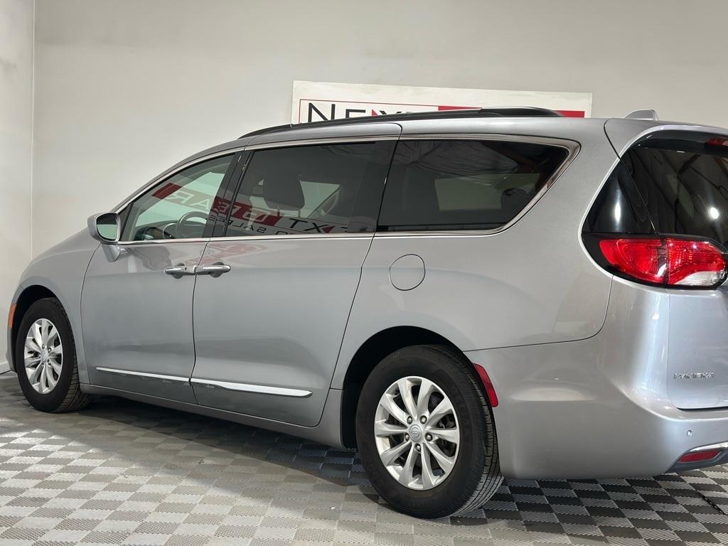Chrysler Pacifica Touring-L 2017