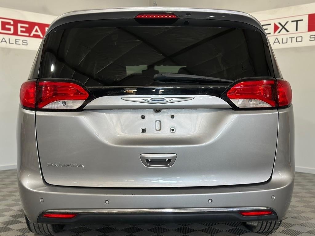 Chrysler Pacifica Touring-L 2017