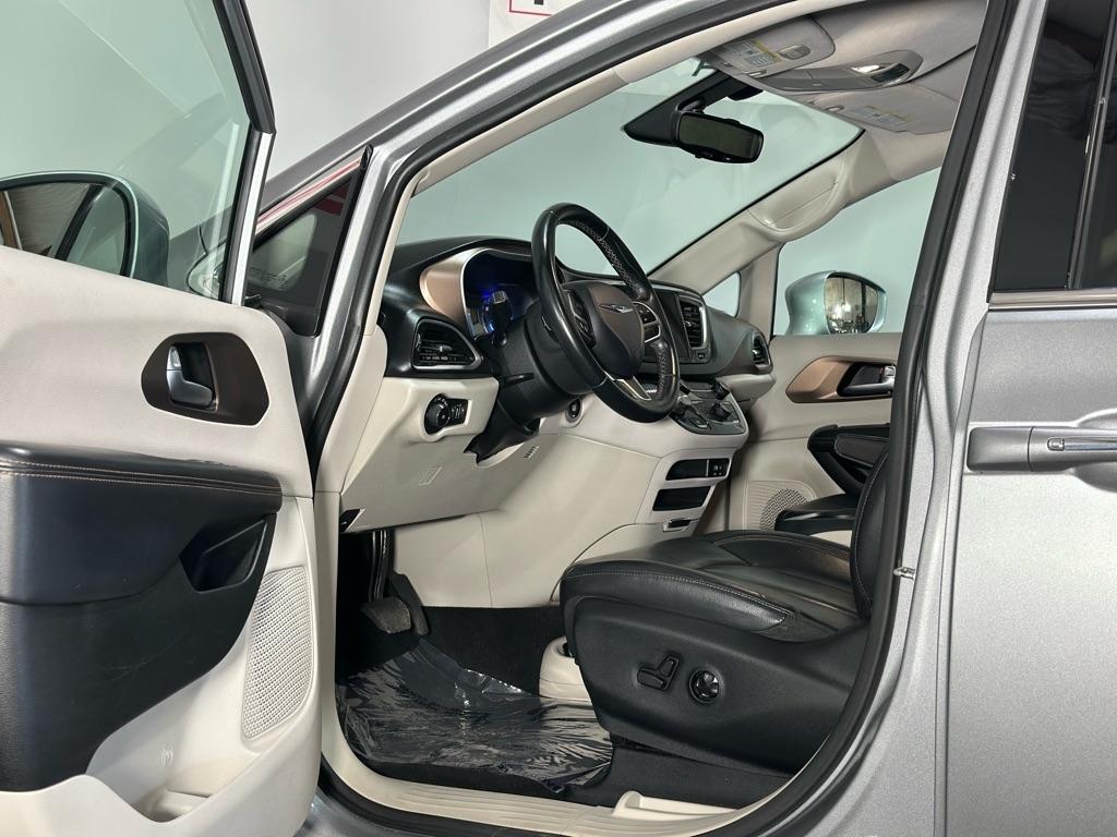 Chrysler Pacifica Touring-L 2017