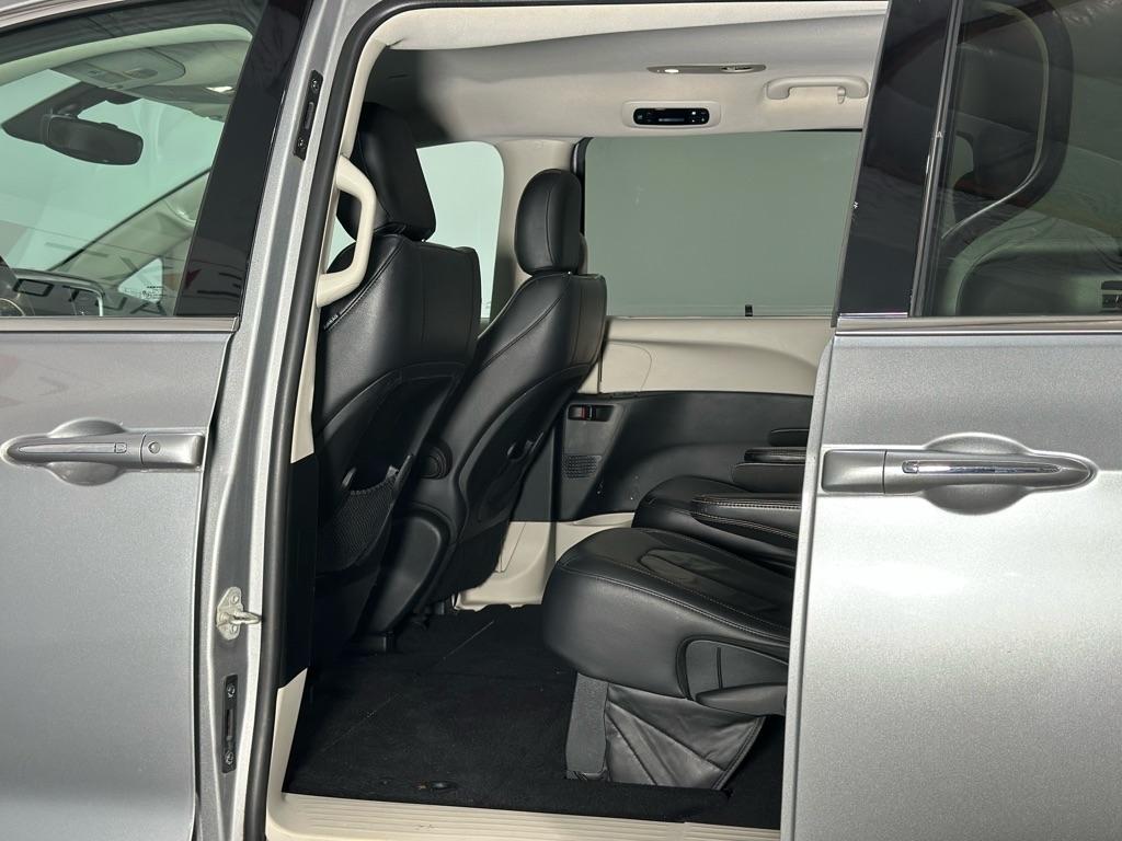 Chrysler Pacifica Touring-L 2017