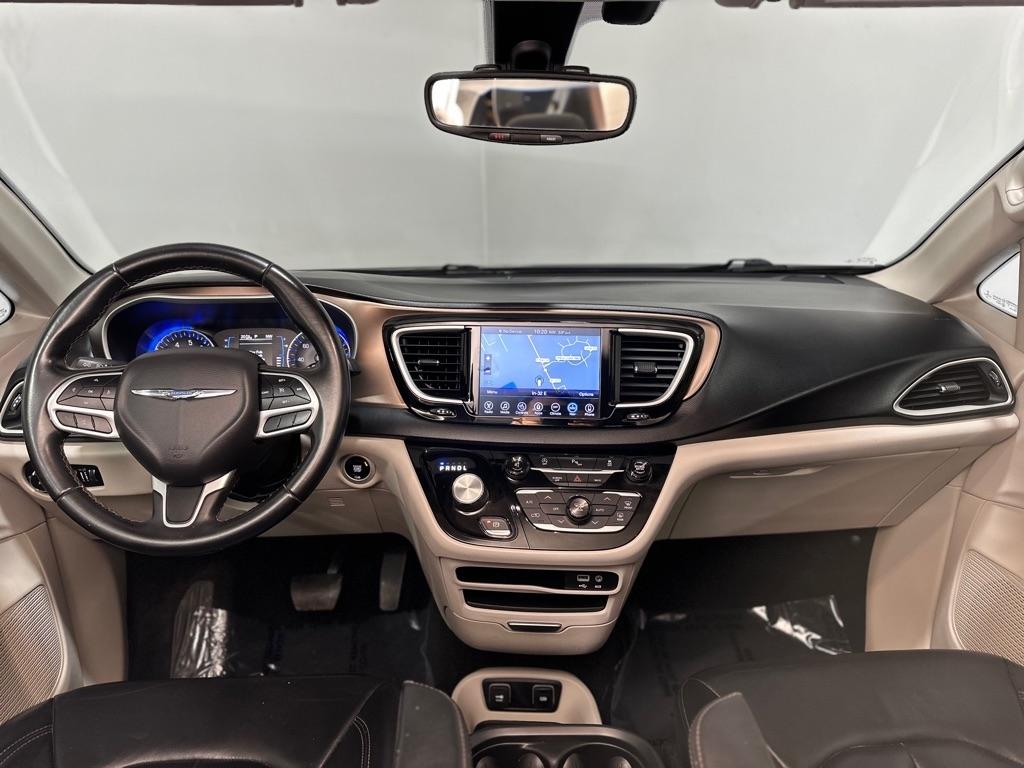 Chrysler Pacifica Touring-L 2017
