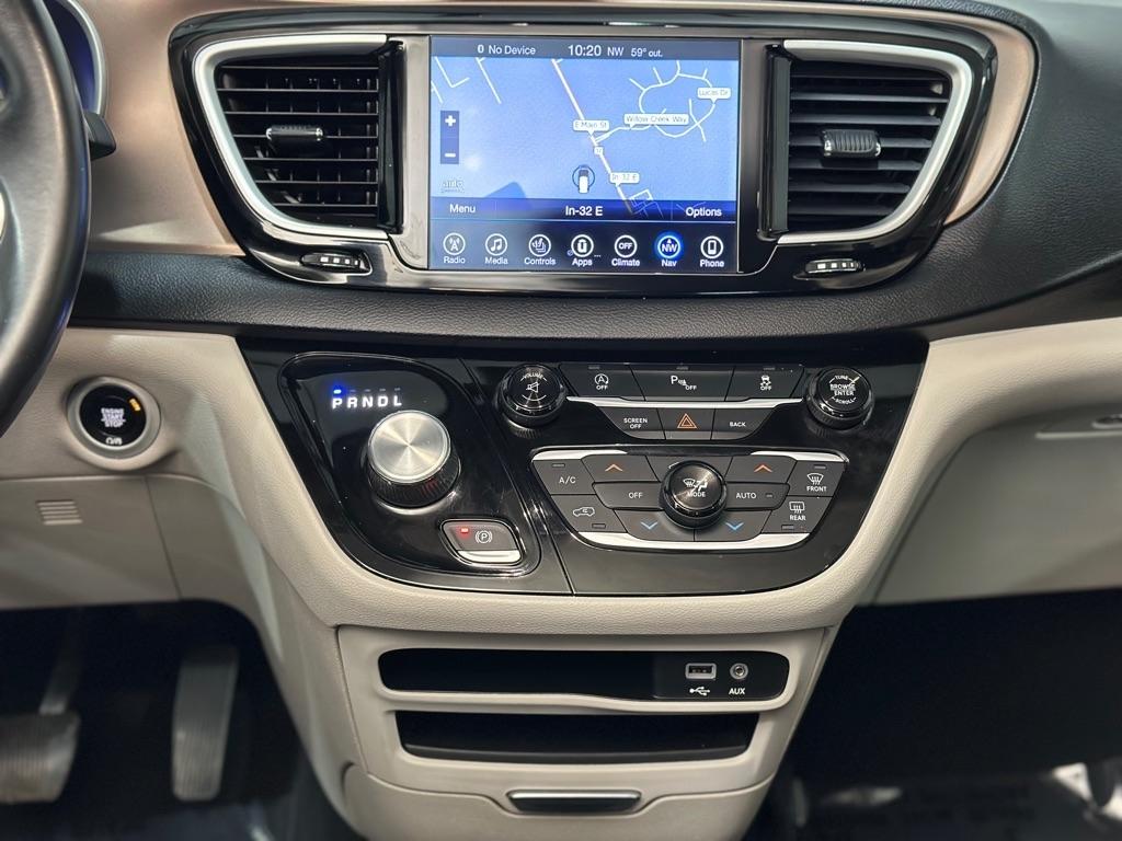 Chrysler Pacifica Touring-L 2017