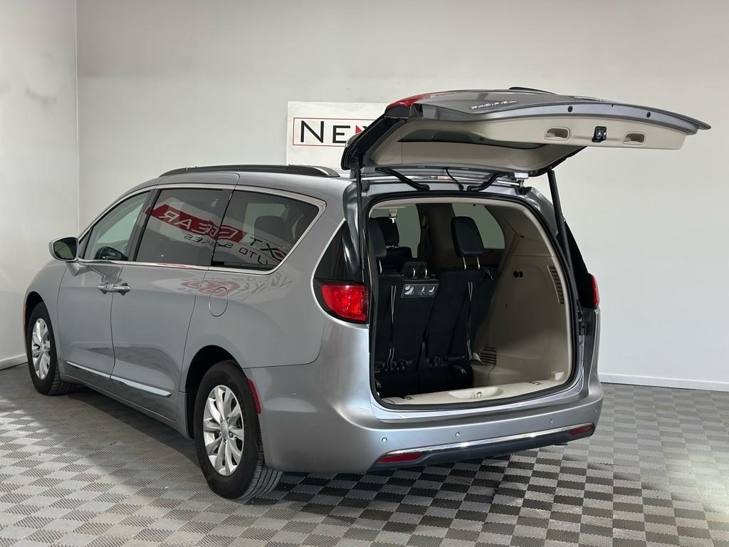 Chrysler Pacifica Touring-L 2017