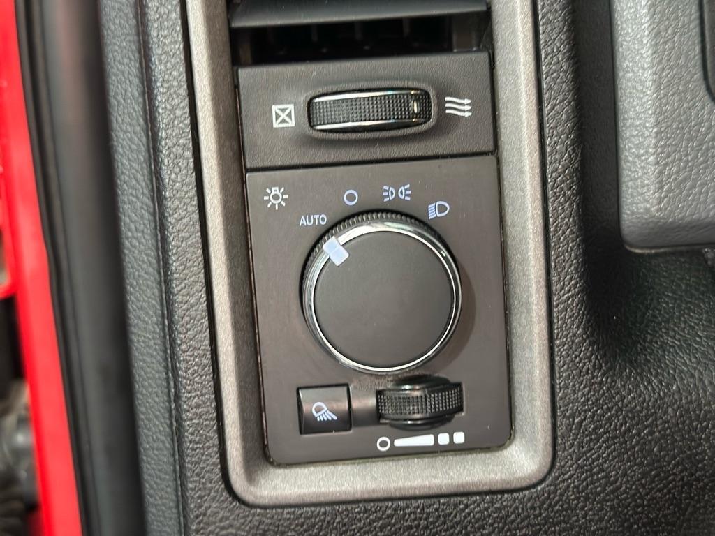 RAM 2500 ST Crew Cab SWB 4WD 2014