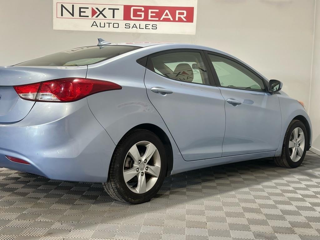Hyundai Elantra GLS A/T 2012