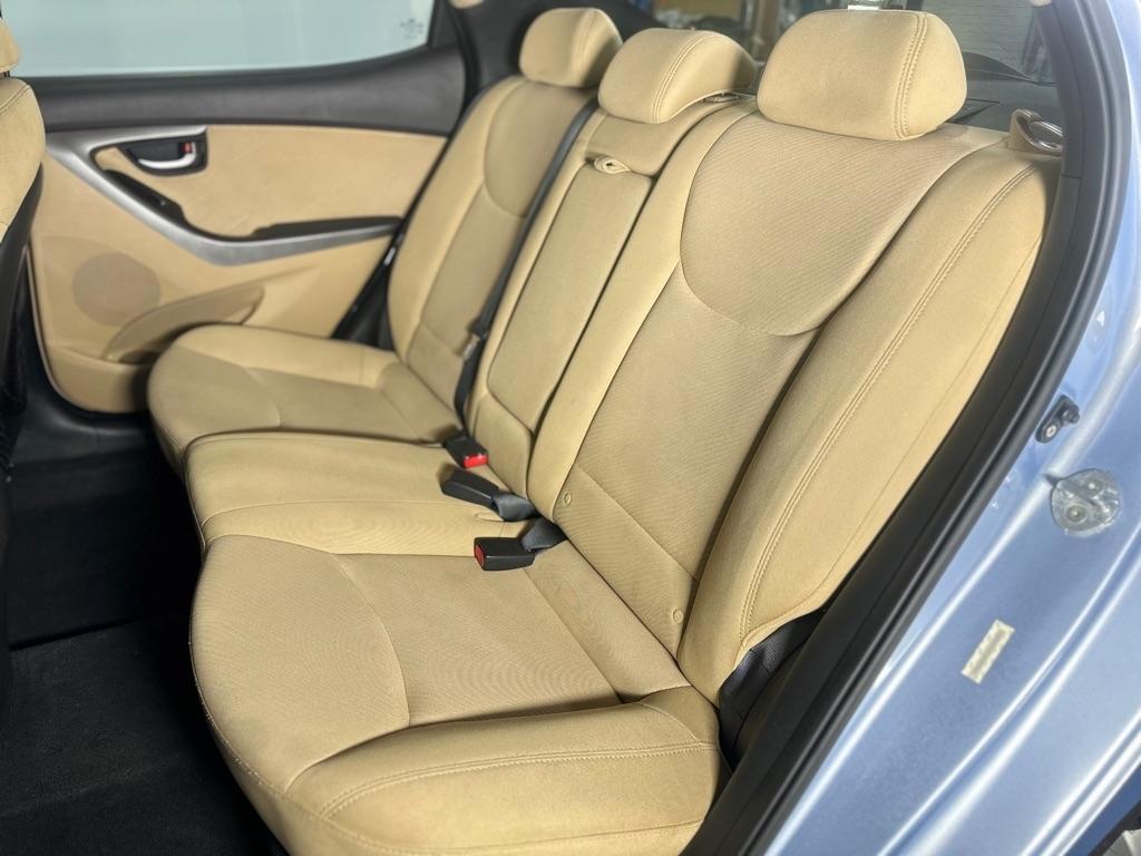 Hyundai Elantra GLS A/T 2012