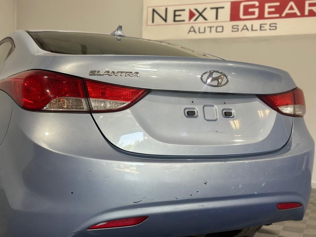 Hyundai Elantra GLS A/T 2012