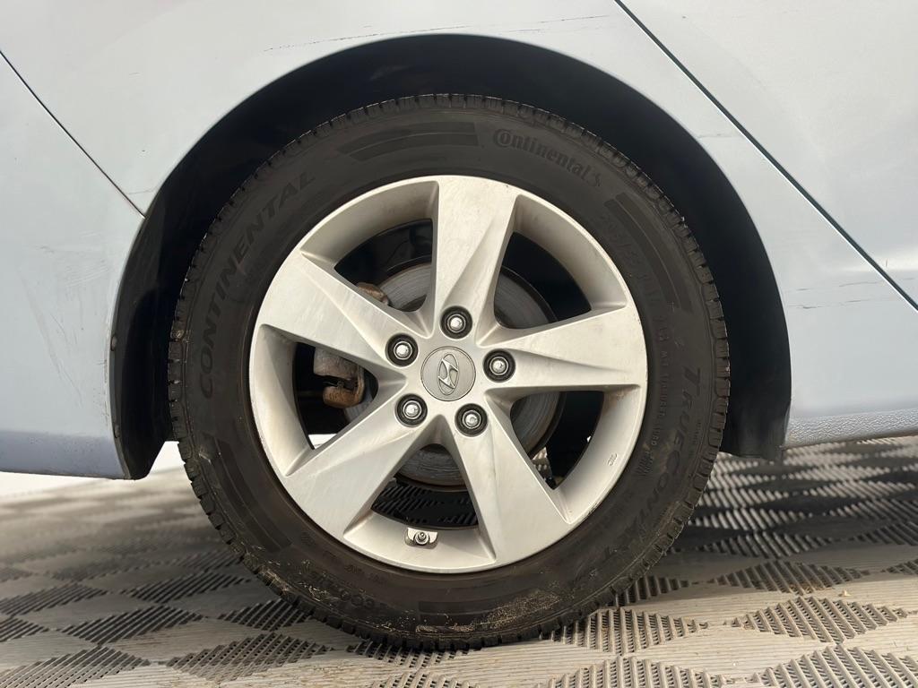 Hyundai Elantra GLS A/T 2012