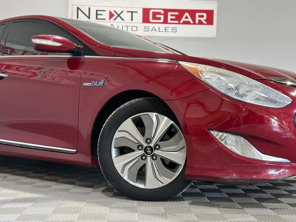 Hyundai Sonata Hybrid Sedan 2015