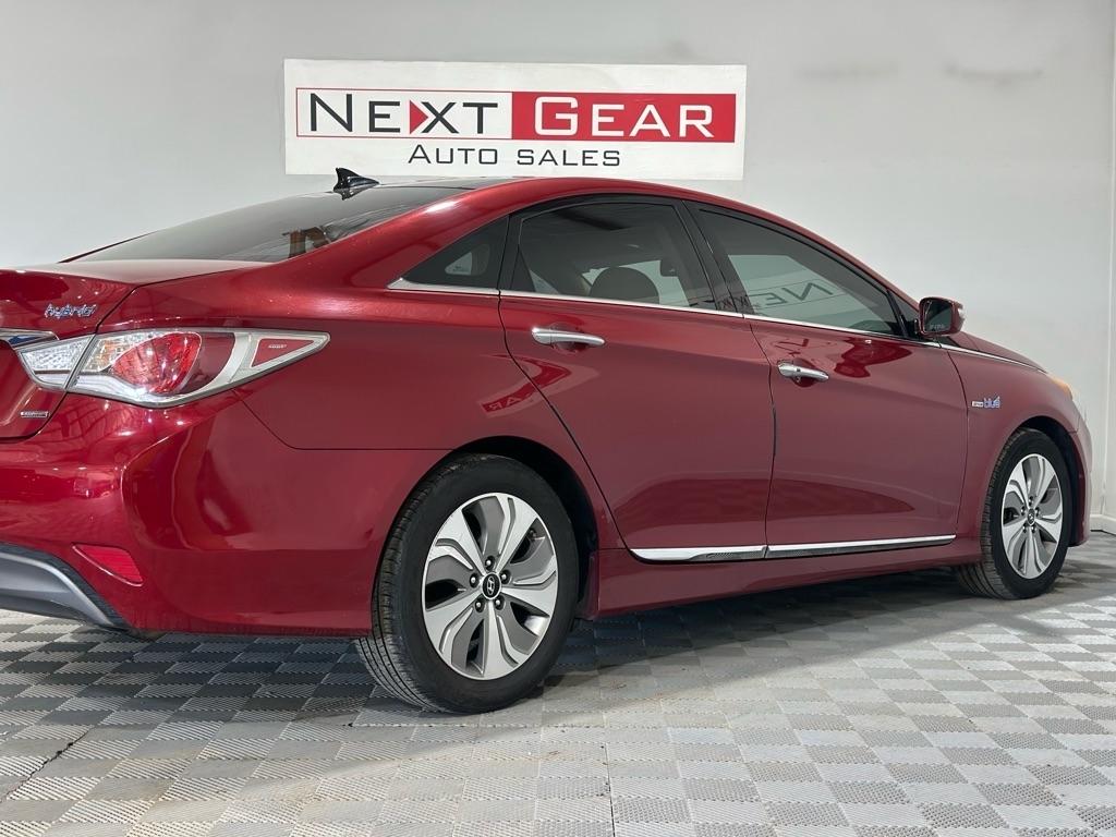 Hyundai Sonata Hybrid Sedan 2015