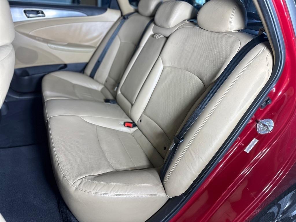 Hyundai Sonata Hybrid Sedan 2015