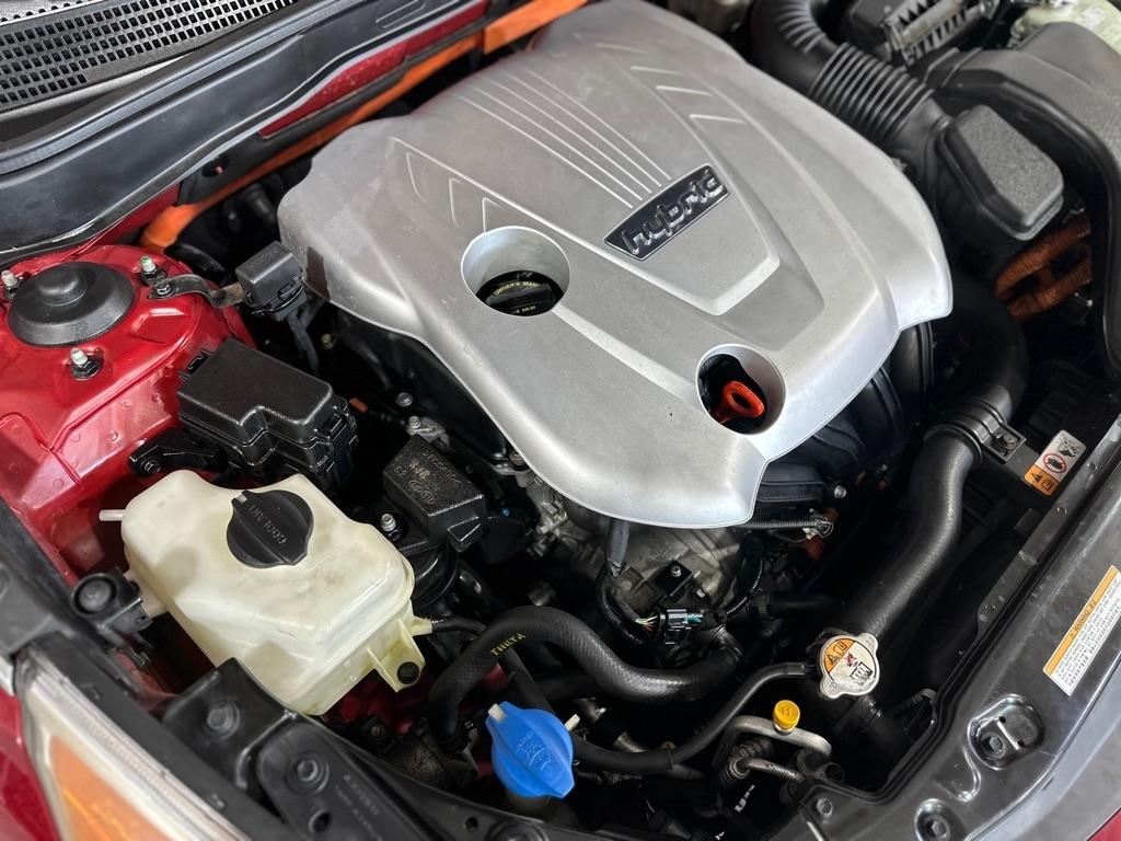 Hyundai Sonata Hybrid Sedan 2015
