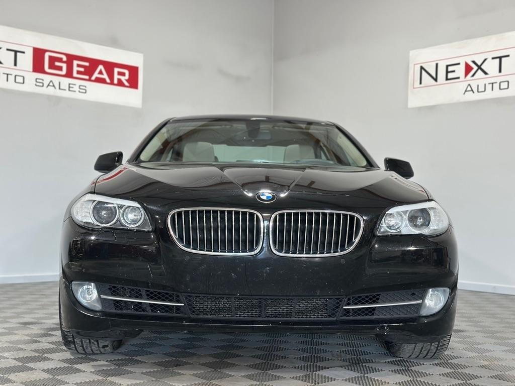 BMW 5-Series 528i xDrive 2013