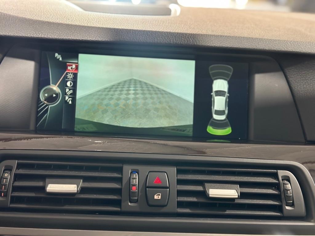BMW 5-Series 528i xDrive 2013
