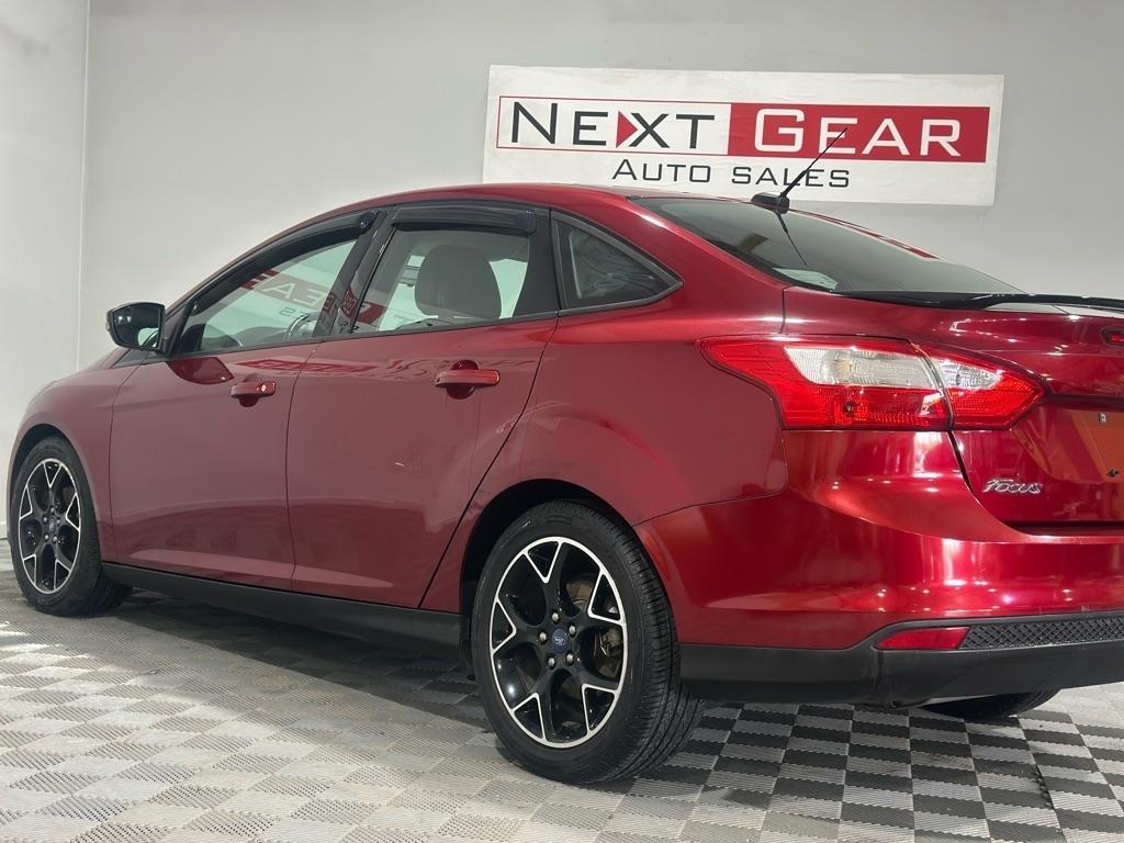 Ford Focus SE Sedan 2014